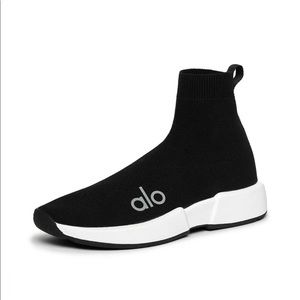 Alo Yoga Women's Velocity Knit Sneaker